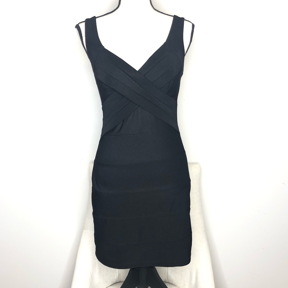 💥 Emerald Sundae Black Bodycon Dress in Sz M